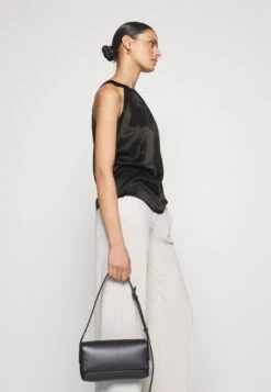 Anna Field Top - Black -Anna Mode Markt 380c337ff41b483984d13c4cd4c4b4ea