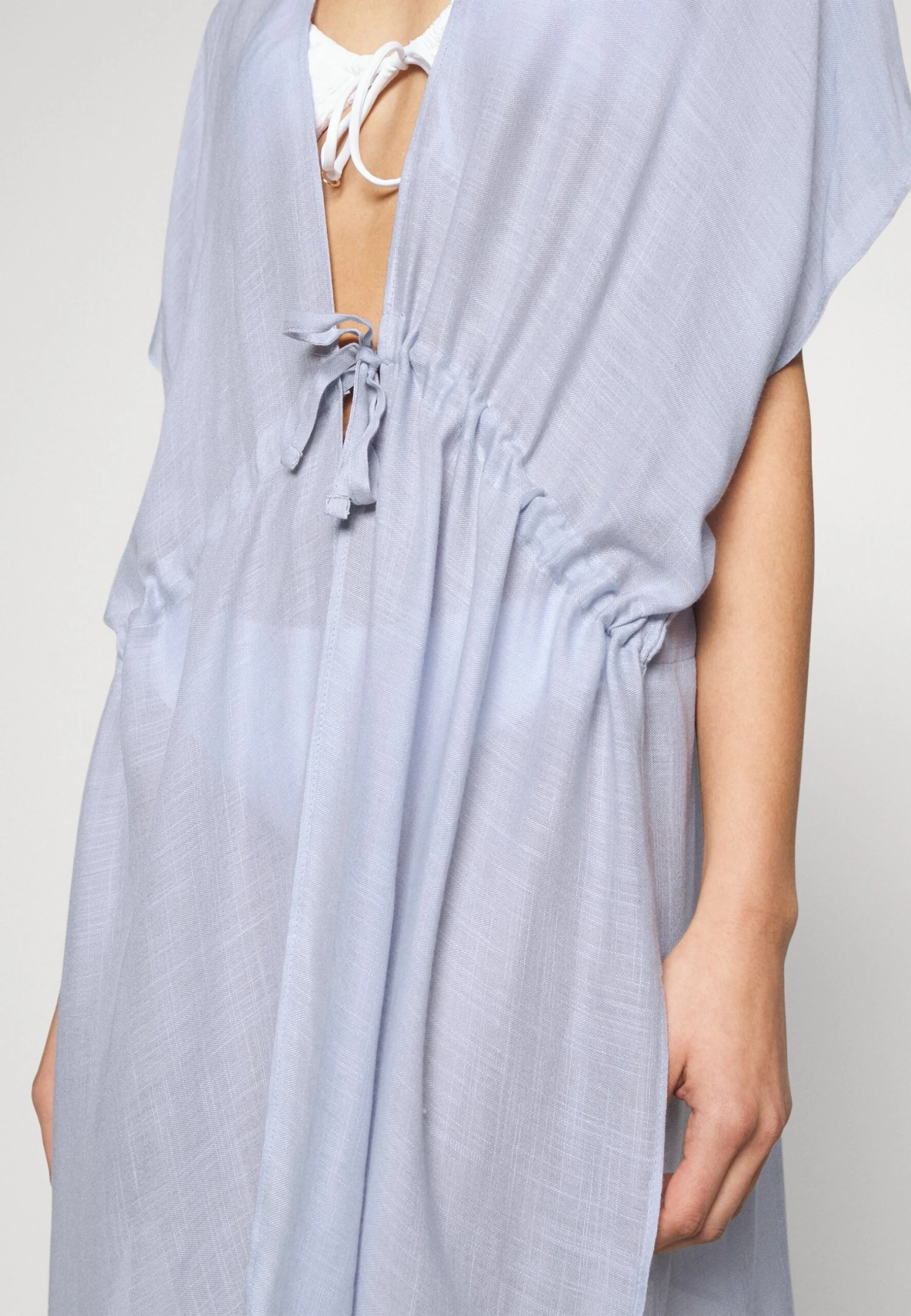 Anna Field Printed Short Kimono / 606 - Khaki_003 - Off-White - Strandaccessoire - 502 - Blue 5 Anna Field Printed Short Kimono / 606 - Khaki_003 - Off-White - Strandaccessoire - 502 - Blue - Afbeelding 5