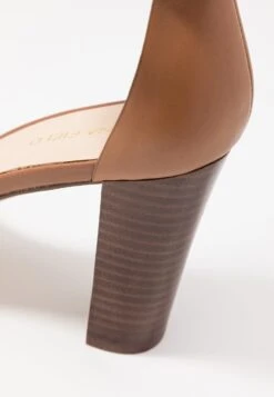 Anna Field Leather- Sandalen Met Hoge Hak - Cognac 9 Anna Field Leather- Sandalen Met Hoge Hak - Cognac -Anna Mode Markt a2e3bf693d0941dc95a0fa49e2c1f0d4