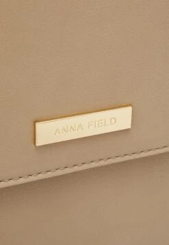 Anna Field Laptoptas - Tan -Anna Mode Markt a565054d8e2d4f83b963eb734abf3e06