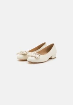 Leather Wide Fit - Ballerina'S - White -Anna Mode Markt b265df6f8a4149d492de4e5f2de12be9