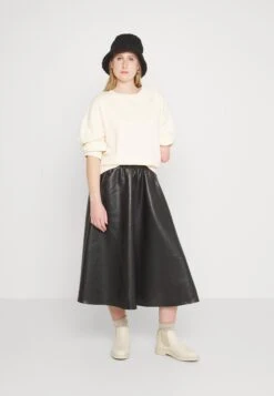 Anna Field Sweater - Beige -Anna Mode Markt b69f40e16c66452d92cebc4a00ece1f8