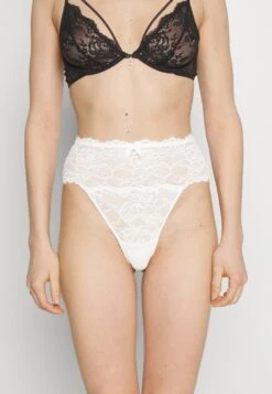 Anna Field 5 Pack - String -Red 11 Anna Field 5 Pack - String -Red -Anna Mode Markt c5111b68e75a4a1db36fc7df1394860a