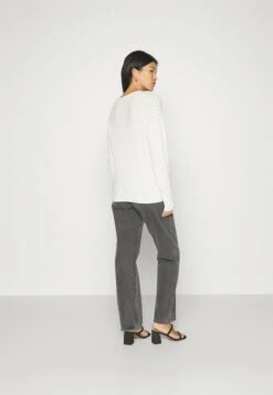 Anna Field Trui -Off-White -Anna Mode Markt c83754493b8d4c7f99b9da6b6c690fe9