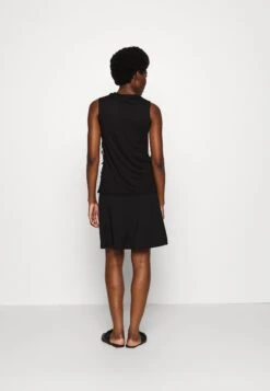 Anna Field Blouse - Black 9 Anna Field Blouse - Black -Anna Mode Markt d6dc60a7e9614150a0a5c1318e78126d