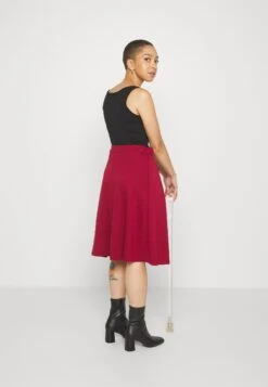 Anna Field Plooirok - Red -Anna Mode Markt e002ea18089846beab25789dd27d6d9a