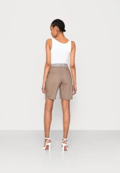 Anna Field Shorts - Taupe -Anna Mode Markt e61c53ac185142a3a599f8ff60c08f8e