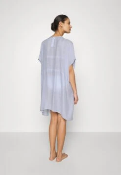 Anna Field Printed Short Kimono / 606 - Khaki_003 - Off-White - Strandaccessoire - 502 - Blue 7 Anna Field Printed Short Kimono / 606 - Khaki_003 - Off-White - Strandaccessoire - 502 - Blue -Anna Mode Markt ebe4555cc27f4c5990f5824b3719746a