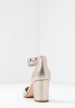 Anna Field Leather - Klassieke Pumps - Champagne -Anna Mode Markt ecdf0dfd60884abcb881dbe8d5ba7e43