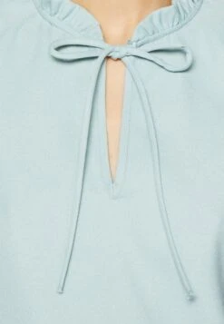 Anna Field Top - Light Green -Anna Mode Markt f6c95acdf3314df7824e86c1ae804f54