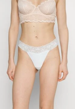 Anna Field 5 Pack - String - White/Nude -Anna Mode Markt fdfb56726896494baa575cbe778a2f82